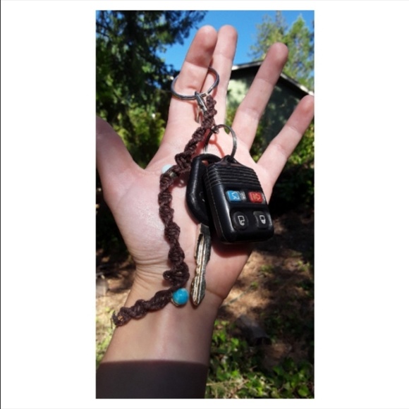 Macrame Galaxy Keychains - Picture 7 of 8